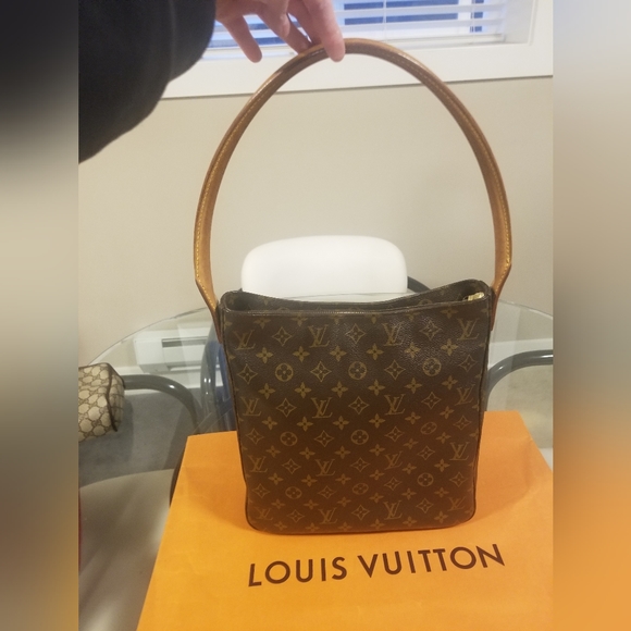 ❌‼️SOLD‼️❌ - 💯Authentic LV Looping GM - Vintage Mono - Picture 3 of 13